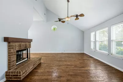 2060 Briarcliff Road, Lewisville, TX 75067 - Photo 7