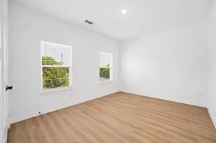 8924 Dunlap St, Dallas, TX 75217 - Photo 27