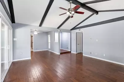 1014 Mountview Court, Carrollton, TX 75006 - Photo 9