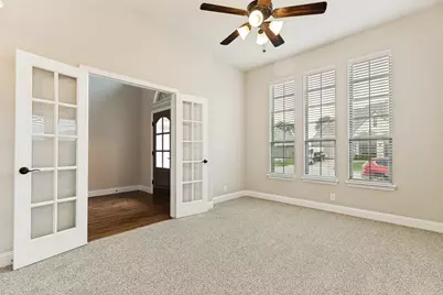 212 Providence Drive, Van Alstyne, TX 75495 - Photo 3