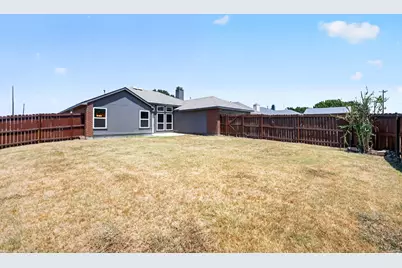 5800 Baker Drive, The Colony, TX 75056 - Photo 15