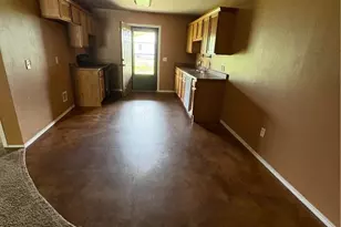 160 Bell St, Blossom, TX 75416 - Photo 11