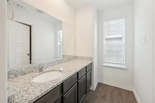 5569 Willamette Dr, Fort Worth, TX 76119 - Photo 19