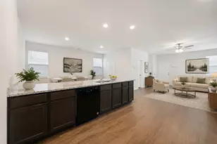 5569 Willamette Dr, Fort Worth, TX 76119 - Photo 11