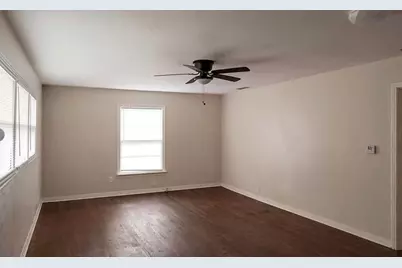 1508 N Highland Avenue, Sherman, TX 75092 - Photo 9