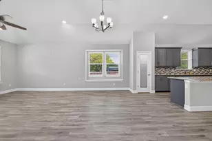 3810 McDougal St, Greenville, TX 75401 - Photo 9