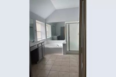 4820 Thames Drive, Grand Prairie, TX 75052 - Photo 19