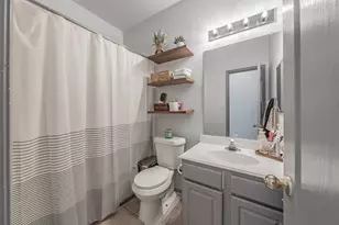 4820 Thames Dr, Grand Prairie, TX 75052 - Photo 23