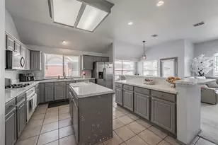 4820 Thames Dr, Grand Prairie, TX 75052 - Photo 11