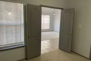 4820 Thames Dr, Grand Prairie, TX 75052 - Photo 27