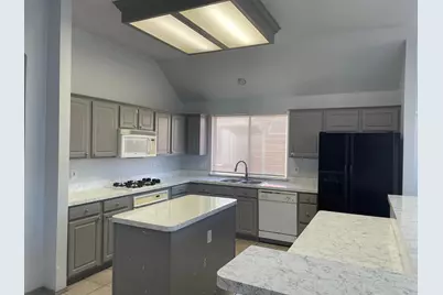 4820 Thames Drive, Grand Prairie, TX 75052 - Photo 11