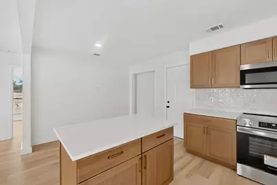 11231 Pelican Drive, Dallas, TX 75238 - Photo 15