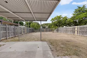 11231 Pelican Dr, Dallas, TX 75238 - Photo 33