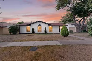 11231 Pelican Dr, Dallas, TX 75238 - Photo 3