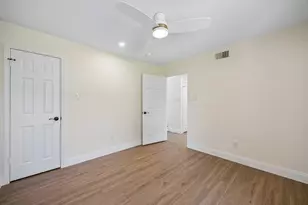 1601 Kingspoint Dr, Carrollton, TX 75007 - Photo 27