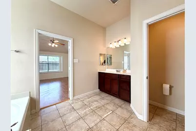 9404 Caliente Drive, McKinney, TX 75072 - Photo 15