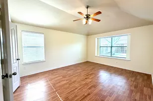9404 Caliente Dr, McKinney, TX 75072 - Photo 13