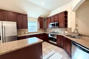 9404 Caliente Dr, McKinney, TX 75072 - Photo 5