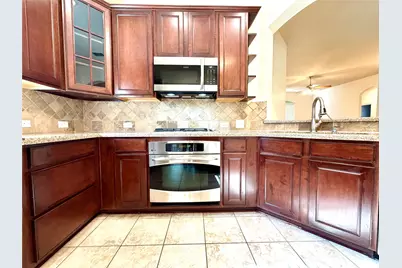 9404 Caliente Drive, McKinney, TX 75072 - Photo 7