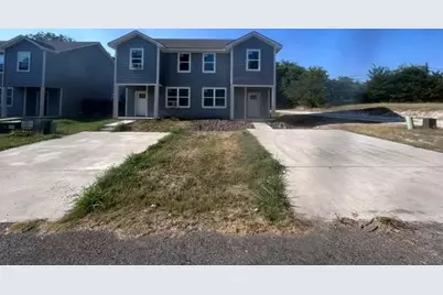 533-535 E Ball Street, Tom Bean, TX 75489 - Photo 1