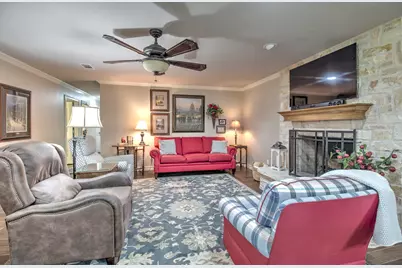 112 Sequoya Drive, Lake Kiowa, TX 76240 - Photo 5