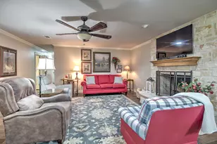 112 Sequoya Dr, Lake Kiowa, TX 76240 - Photo 5