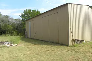125 Cedar Ln, Whitney, TX 76692 - Photo 17