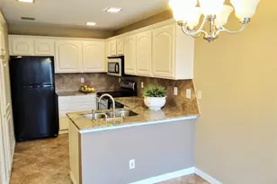 517 Ranch Trail, Irving, TX 75063 - Photo 7