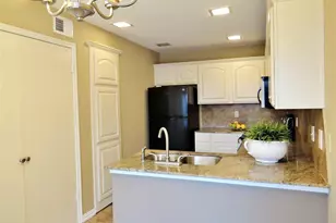 517 Ranch Trail, Irving, TX 75063 - Photo 7