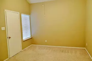517 Ranch Trail, Irving, TX 75063 - Photo 9