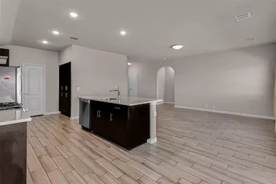 921 Amberwood Drive, Godley, TX 76044 - Photo 15
