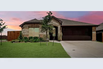 921 Amberwood Drive, Godley, TX 76044 - Photo 1
