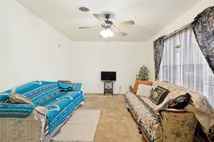 1012 Rosebud Dr, Azle, TX 76020 - Photo 7