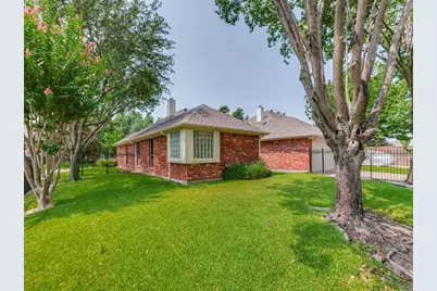 609 Weeping Willow Road, Garland, TX 75044 - Photo 23