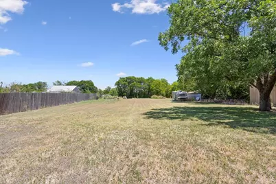 9542 Heritage Parkway, West, TX 76691 - Photo 19