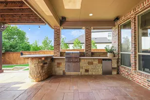 12281 Winding Hollow Ln, Frisco, TX 75033 - Photo 9