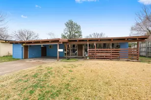 1630 Priscilla Ln, Irving, TX 75061 - Photo 3