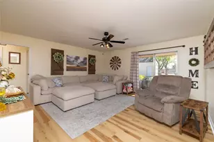 239 S Pine St, Muenster, TX 76252 - Photo 7