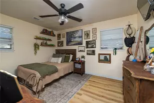 239 S Pine St, Muenster, TX 76252 - Photo 27
