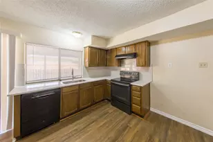 2814 Lancer Ln, Garland, TX 75044 - Photo 15
