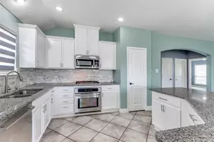 10220 Bennet Dr, McKinney, TX 75072 - Photo 9