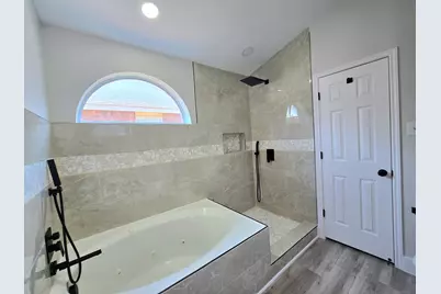 1245 Spring Water Drive, Lancaster, TX 75134 - Photo 15
