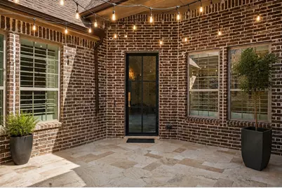8105 Castlebridge, The Colony, TX 75056 - Photo 5