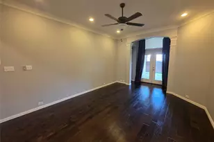 2717 Cliffwood Dr, Grapevine, TX 76051 - Photo 7
