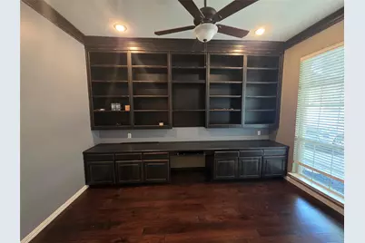 2717 Cliffwood Drive, Grapevine, TX 76051 - Photo 5