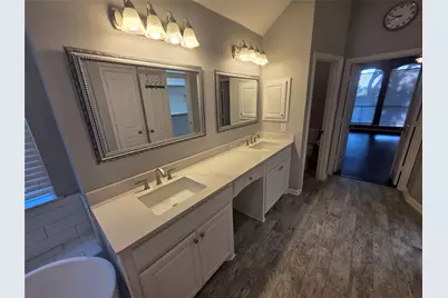 2717 Cliffwood Drive, Grapevine, TX 76051 - Photo 29