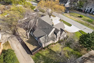 2737 Farmers Branch Lane, Farmers Branch, TX 75234 - Photo 37