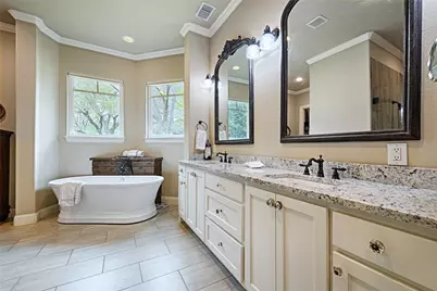 2737 Farmers Branch Lane, Farmers Branch, TX 75234 - Photo 19