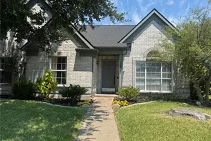 2833 Clearmeadow Dr, Mesquite, TX 75181 - Photo 1