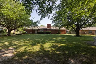 2002 Redbud Rd, Gainesville, TX 76240 - Photo 37